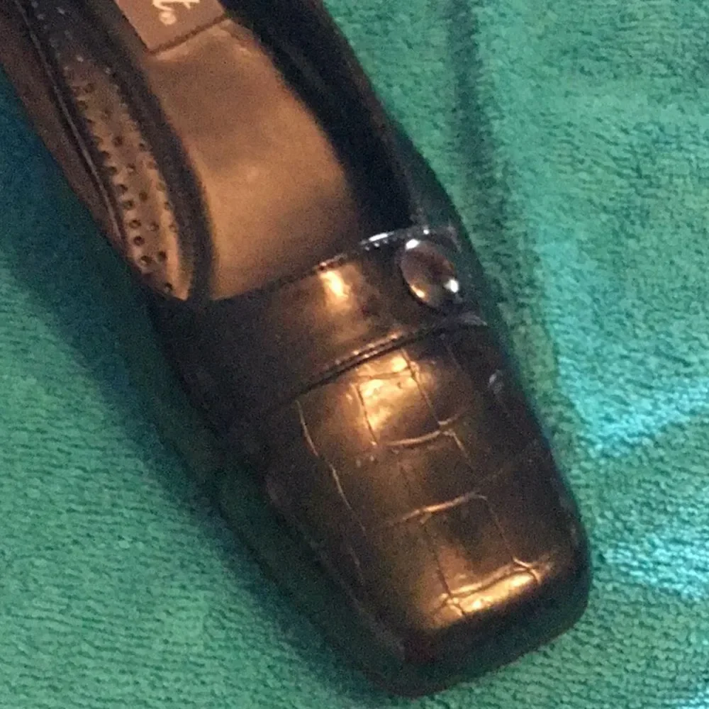 Career shoe by EASY STREET in size 11M with slight heel in black